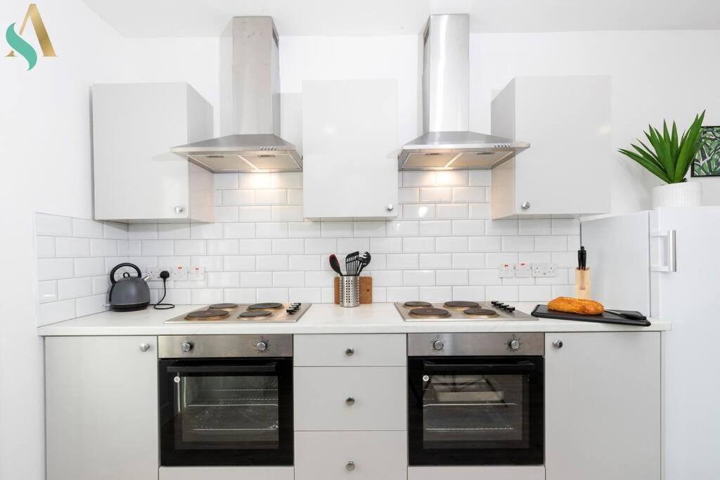 5 Double Bedrooms With Ensuites - Teesside House Tsac Redcar Εξωτερικό φωτογραφία
