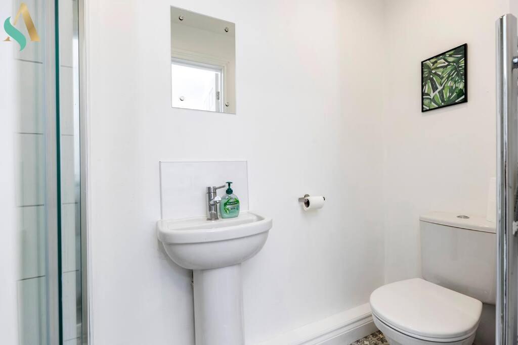 5 Double Bedrooms With Ensuites - Teesside House Tsac Redcar Εξωτερικό φωτογραφία